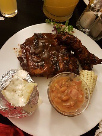 La 5ta avenida BBQ Grill & Beers