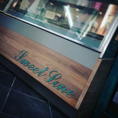 Gelateria Sweet Line