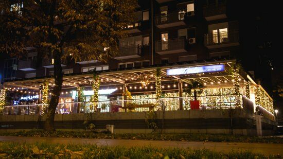 Strada Kitchen and Bar