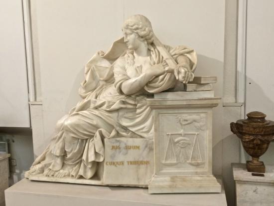 Musée municipal d'art et d'histoire