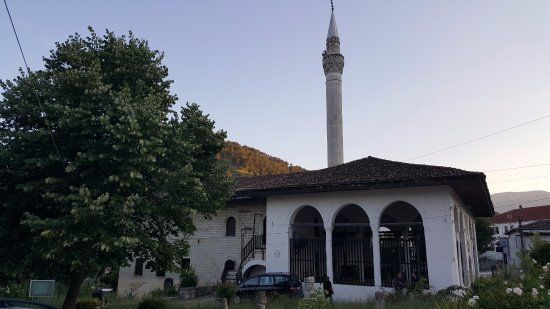 Meczet Królewski w Beracie