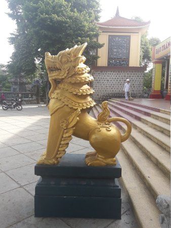 Long Khanh Pagoda