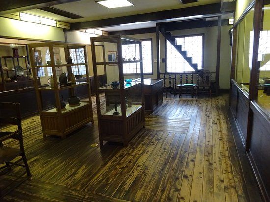 Tottori Folk Crafts Museum