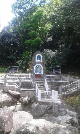 Notre Dame des Larmes