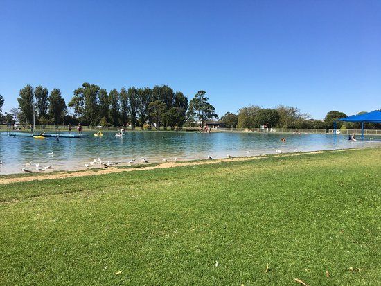 Millicent Swimming Lake