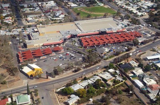 Westside Plaza Shopping Centre