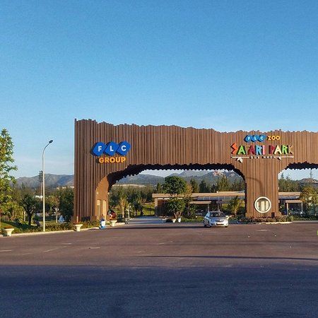 FLC Zoo Safari Park Quy Nhon