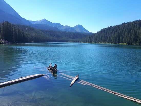 Chinook Lake Campground
