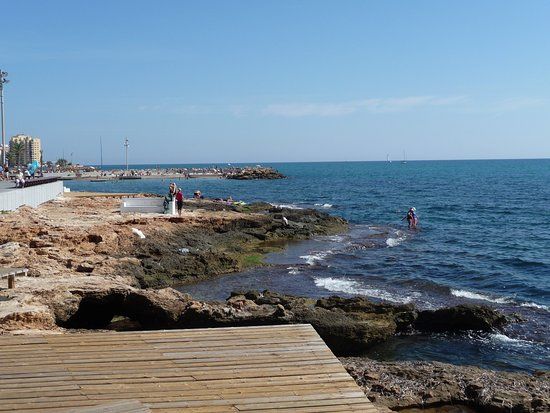 Monumento a la Mujer del Pescador