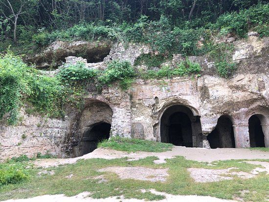 Aya Nikola Manastiri