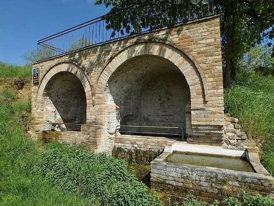 Fonte Farfense del Sambuco