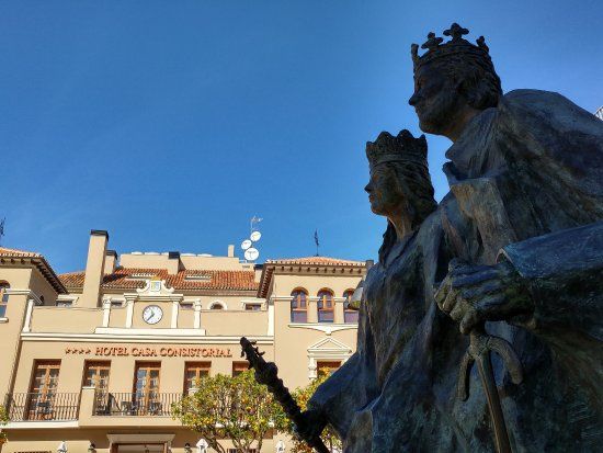 Monument to the Catholic Monarchs