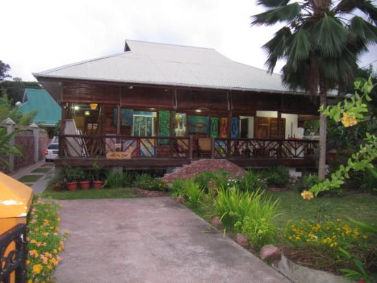 Rita's Art Sudio & Gallery