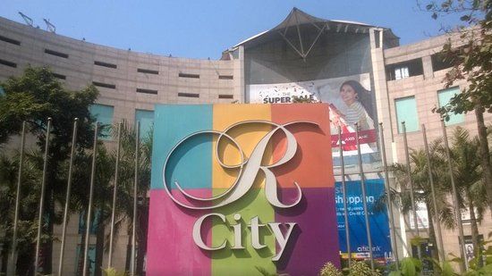 Centro comercial R City Mall de Ghatkopar
