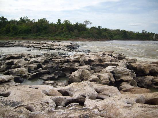 Kaeng Tana National Park