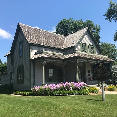 Sinclair Lewis Interpretative Center