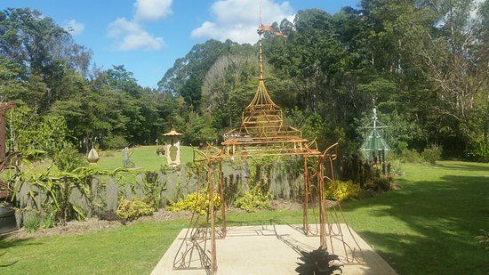 Kin Kin East Steve Weis Gallery