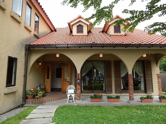 European Romankan Chez Hoshino