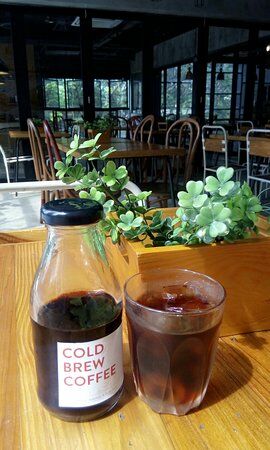 Routine Coffee and Eatery