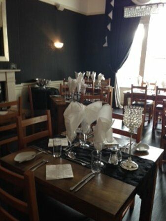 Whites Restaurant at the White Hart Hotel