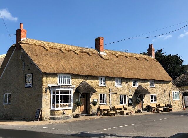 The Three Horseshoes