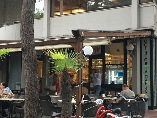 Gelateria Manzelli