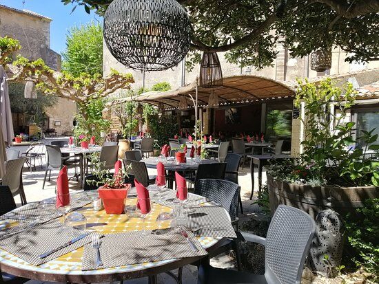 Auberge De La Tour