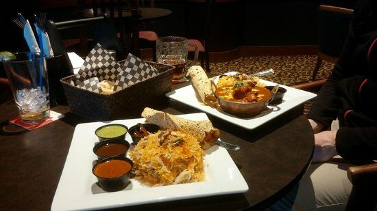 Beasley's Lounge & Grill