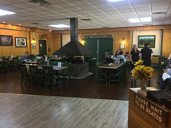 Pinewoods Dining Room