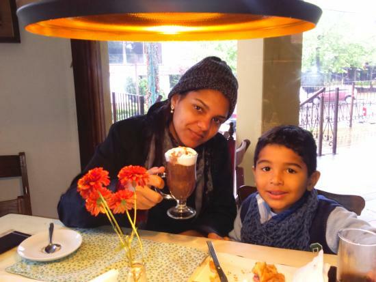 Chocolate Caseiro D' Canela