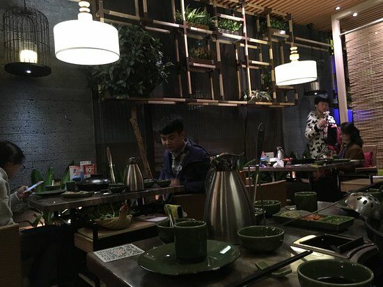 Feng Yuan Ye Zhen Chicken Coconut Theme Restaurant