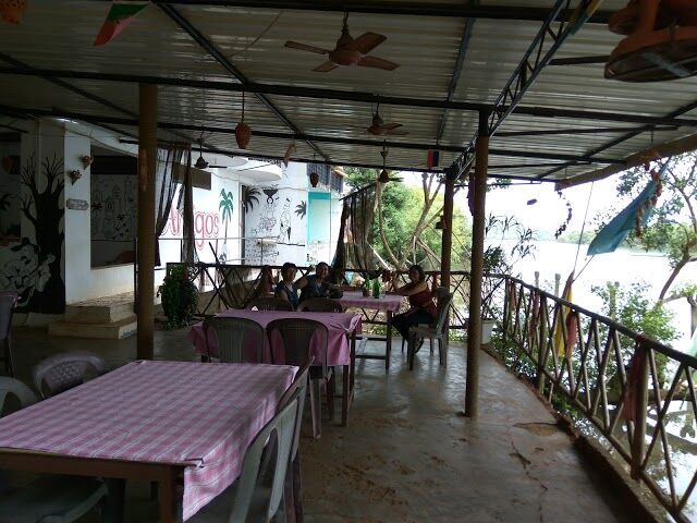 Amigos Bar And Restaurant