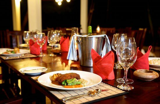 Whispering Palms Restaurant and Bar