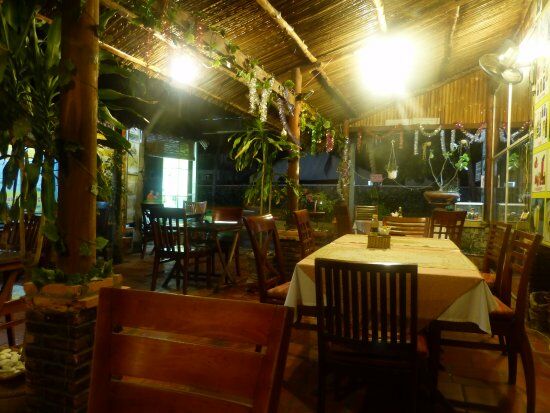 Song Van Travel and Restaurant