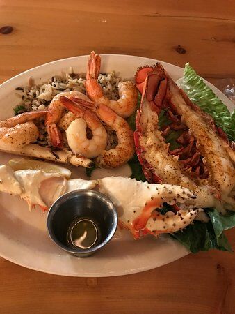 The Otter Supper Club and Lodge