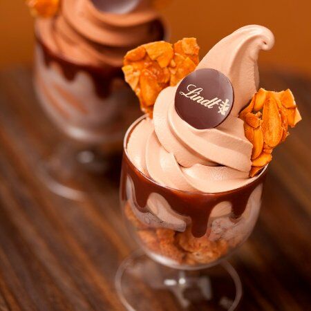 Lindt Chocolat Cafe Yokohama Bay Quarter