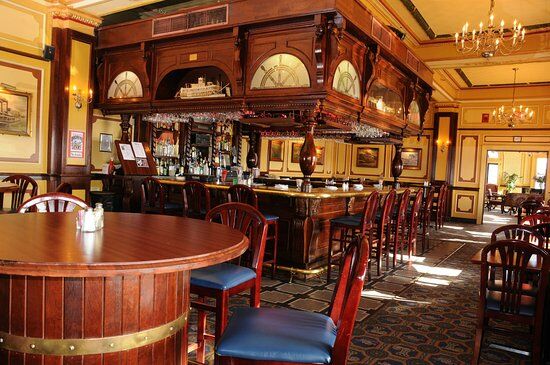 Riverfront Bar and Grill