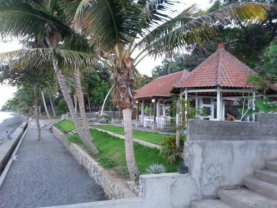 Warung Pesisi Air Sanih